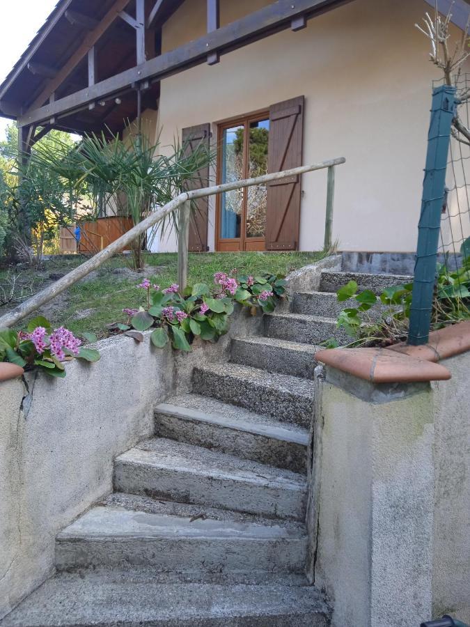 Maison Au Dessus Du Lac De Biscarrosse Bagian luar foto